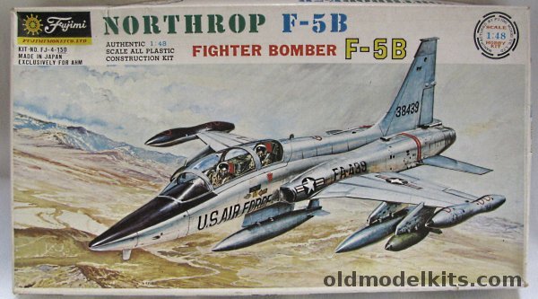 Fujimi 1/48 Northrop F-5B Two Seat Fighter Bomber (T-38A) - RCAF or USAF, FJ-4-150 plastic model kit